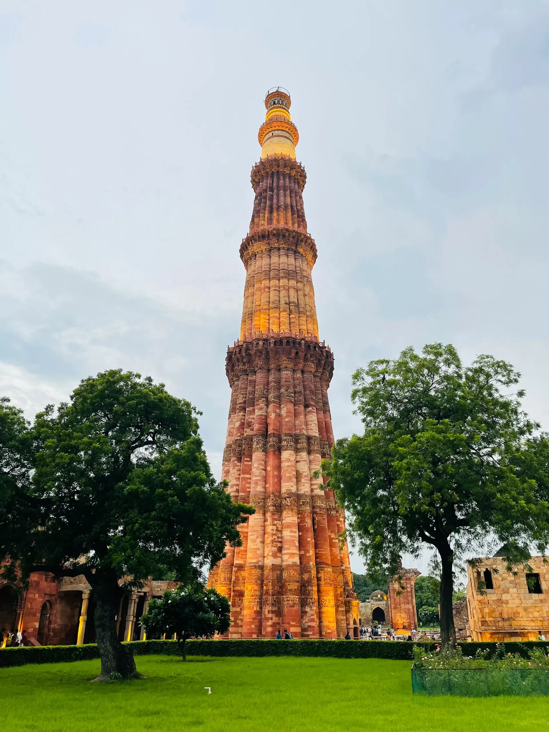 कुतुब मीनार